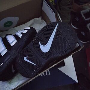 Toddler Nike sneakers